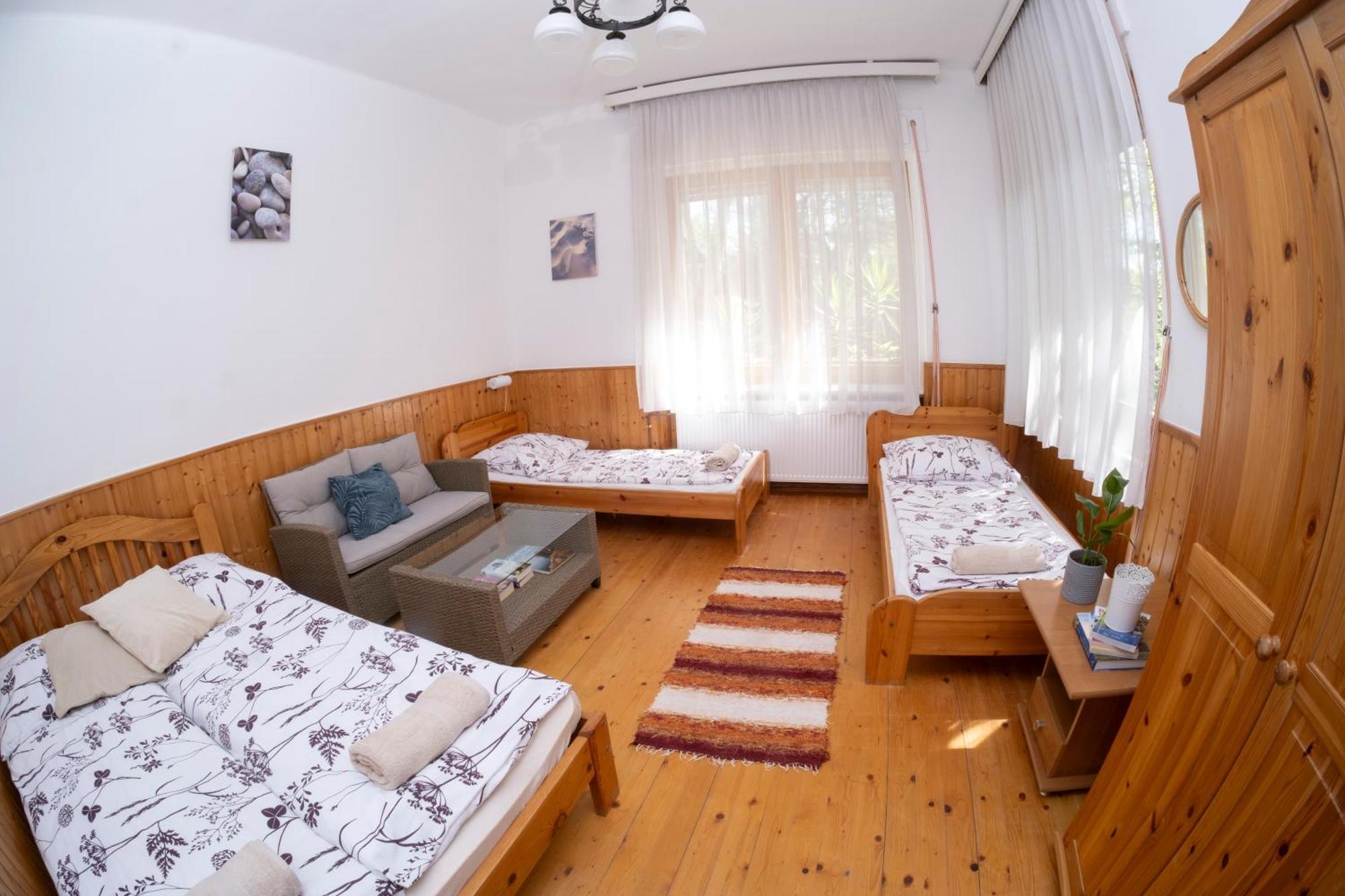 Vicze Apartmanhaz ชิโอฟก ภายนอก รูปภาพ