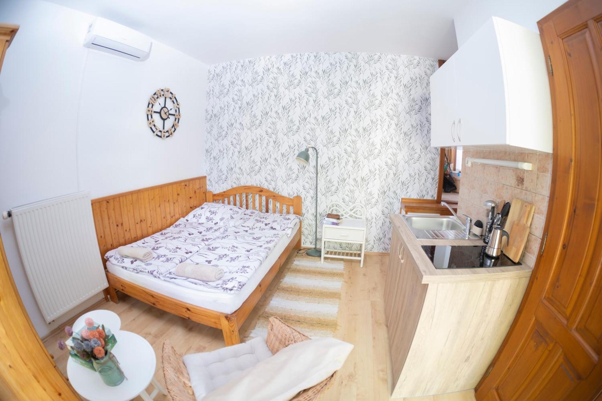 Vicze Apartmanhaz ชิโอฟก ภายนอก รูปภาพ
