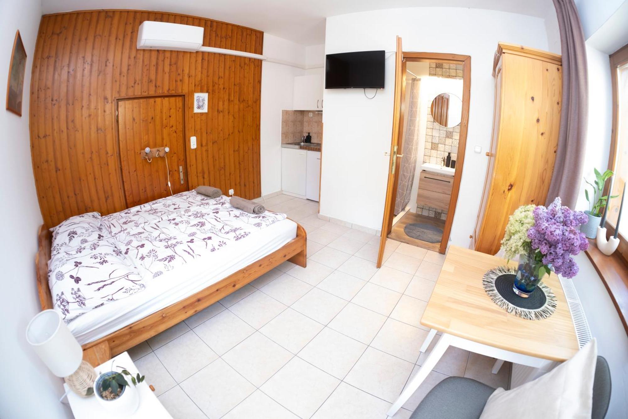 Vicze Apartmanhaz ชิโอฟก ภายนอก รูปภาพ
