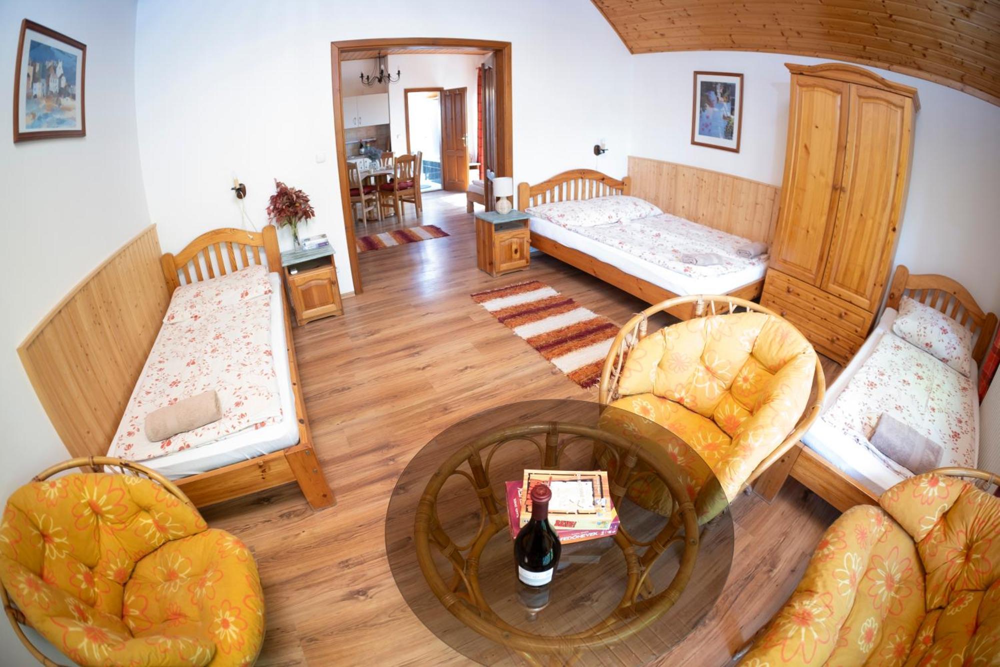 Vicze Apartmanhaz ชิโอฟก ภายนอก รูปภาพ